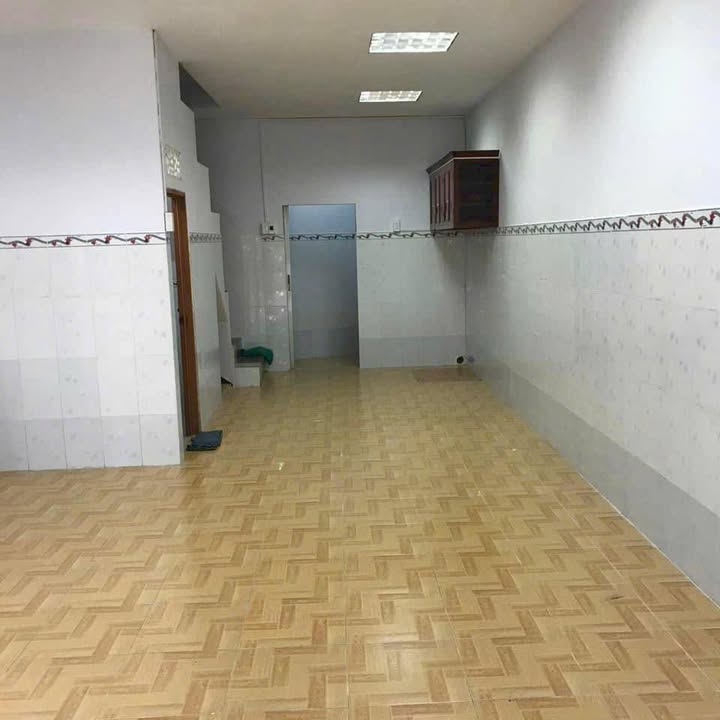 Nhà cho thuê mặt tiền hẻm Âu Cơ, quận Tân Bình 60m² - Phù hợp vừa ở vừa kinh doanh!