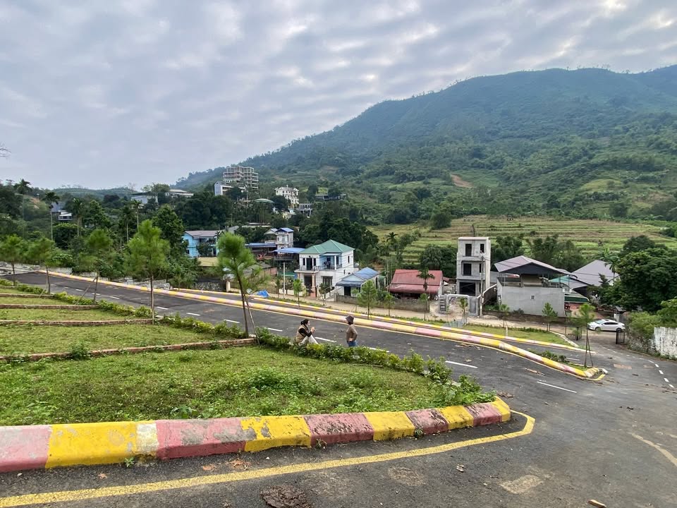 Đất nền Phú Mãn, Quốc Oai 200m² giá chỉ từ 20 triệu - Sẵn sổ đỏ, giao dịch ngay!