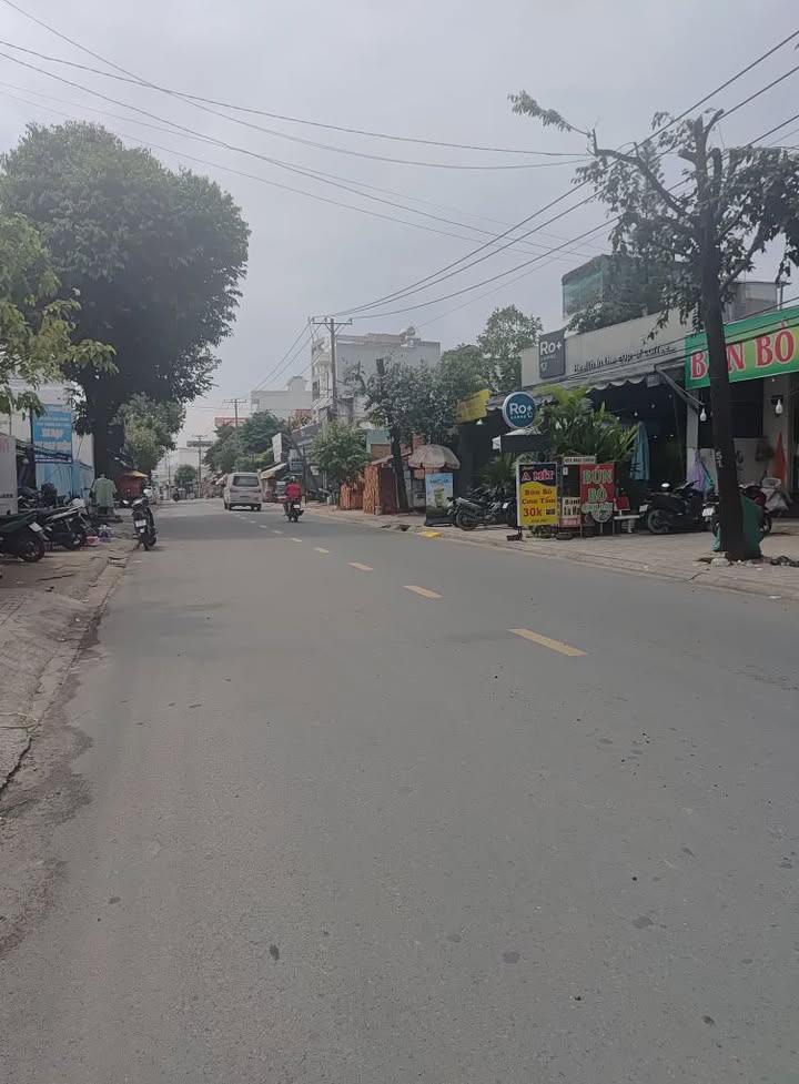 Đất mặt tiền đường Làng Tăng Phú, quận 9, 114m² giá 15 tỷ - Kinh doanh sầm uất!