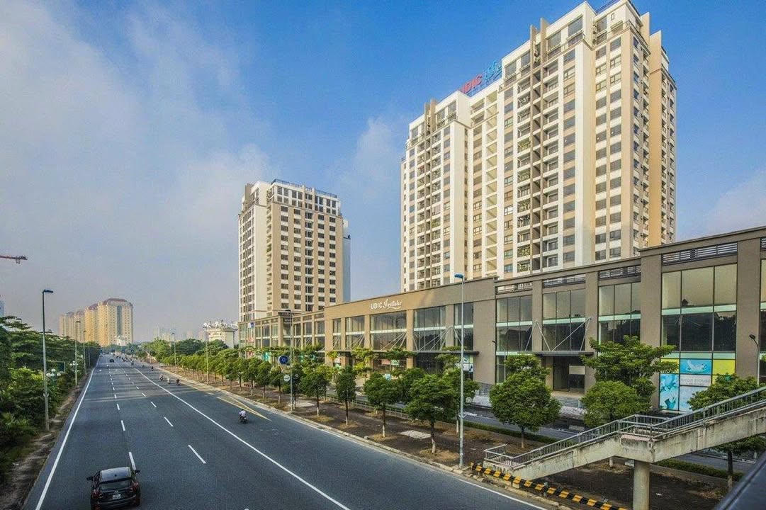 Căn hộ Udic West Lake Tây Hồ 149m² giá 12 tỷ - Mặt đường Võ Chí Công, sổ đỏ chính chủ!