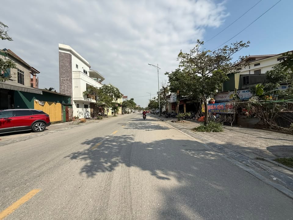 Mặt tiền kinh doanh Quán Bàu 100.5m² giá 6 tỷ - Đầu tư sinh lời ngay!