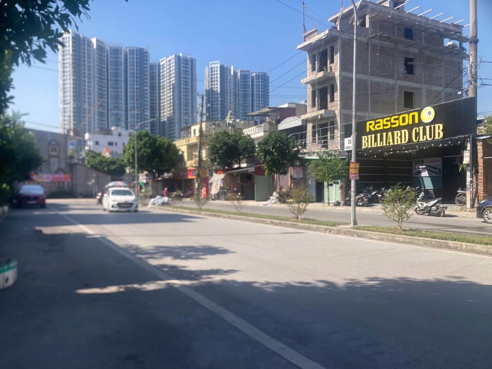 Đất mặt đường Thiên Lôi, Vĩnh Niệm 228m² giá 22.8 tỷ - Khu phố sầm uất, tiện kinh doanh!