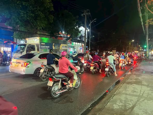 Bán gấp mặt tiền đường Nguyễn Trãi Dĩ An 246.8m² giá 16 tỷ - Cơ hội đầu tư lý tưởng!