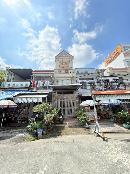 Nhà mặt tiền Trần Phú, Cần Thơ 64m² giá 10 triệu - Kinh doanh thuận lợi!