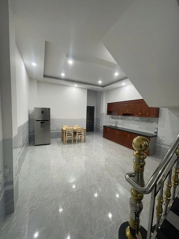 Nhà cho thuê Khu phố 1, Hội Nghĩa, Tân Uyên - Nội thất đầy đủ, giá chỉ 16 triệu/tháng!