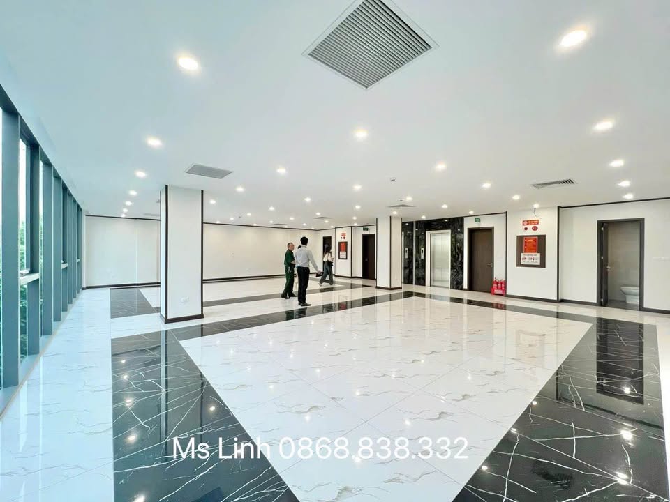 Văn phòng cho thuê tại Hoàng Đạo Thúy, Thanh Xuân 170m² - Không gian làm việc lý tưởng!