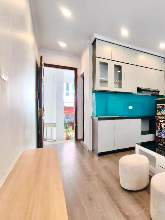 Căn hộ Học viện TTNVN, phố Chùa Láng 52m² giá 3.09 tỷ - Nội thất mới, sẵn sàng ở ngay!