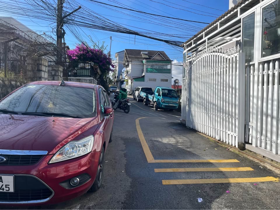 Đất 2 mặt tiền Ngô Quyền, Đà Lạt 184m² giá 11.5 tỷ - Sổ hồng riêng, thương lượng nhẹ!