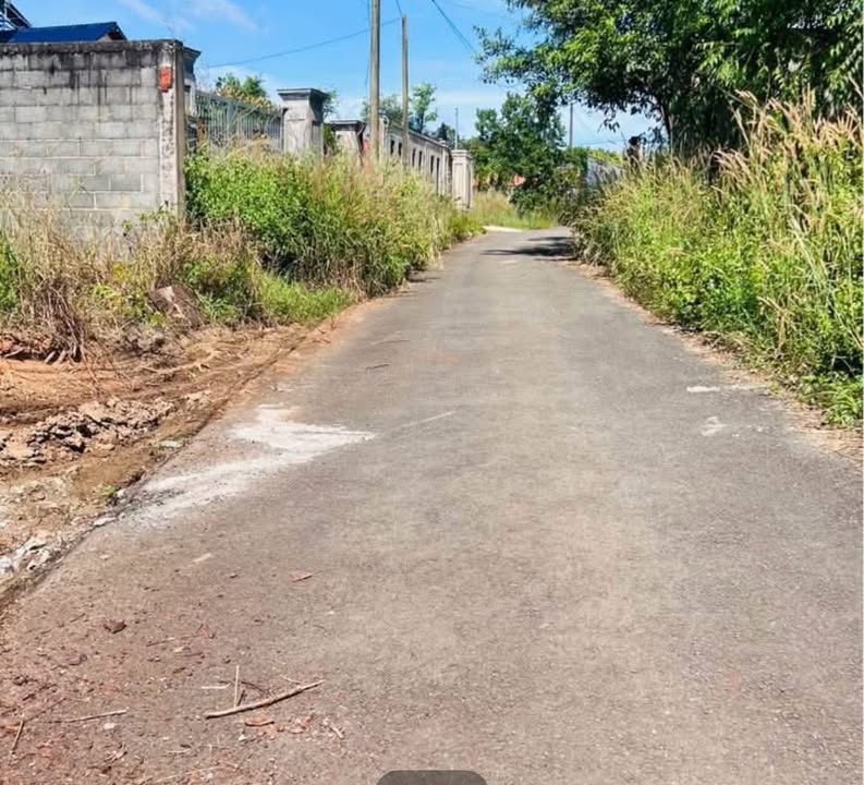 Đất Tân Bình, Đồng Xoài 180m² giá 800 triệu - Đầu tư sinh lời hấp dẫn!