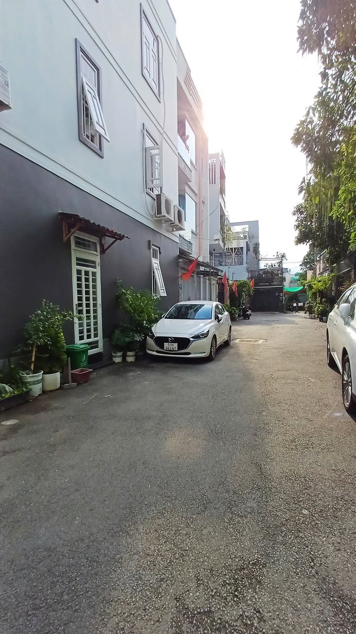 Nhà phố Thủ Đức 80m² giá 6 tỷ - Sẵn sàng vào ở ngay!