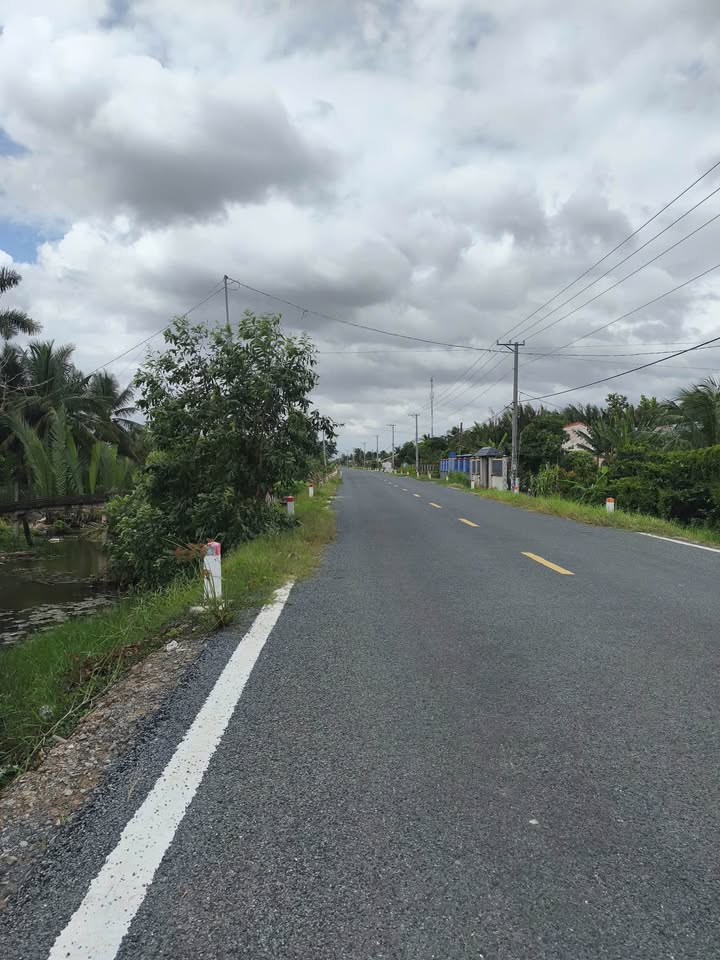 Đất 2 mặt tiền tỉnh lộ 915, Hưng Mỹ, 1392m² giá 1.3 tỷ - Cơ hội đầu tư hấp dẫn!