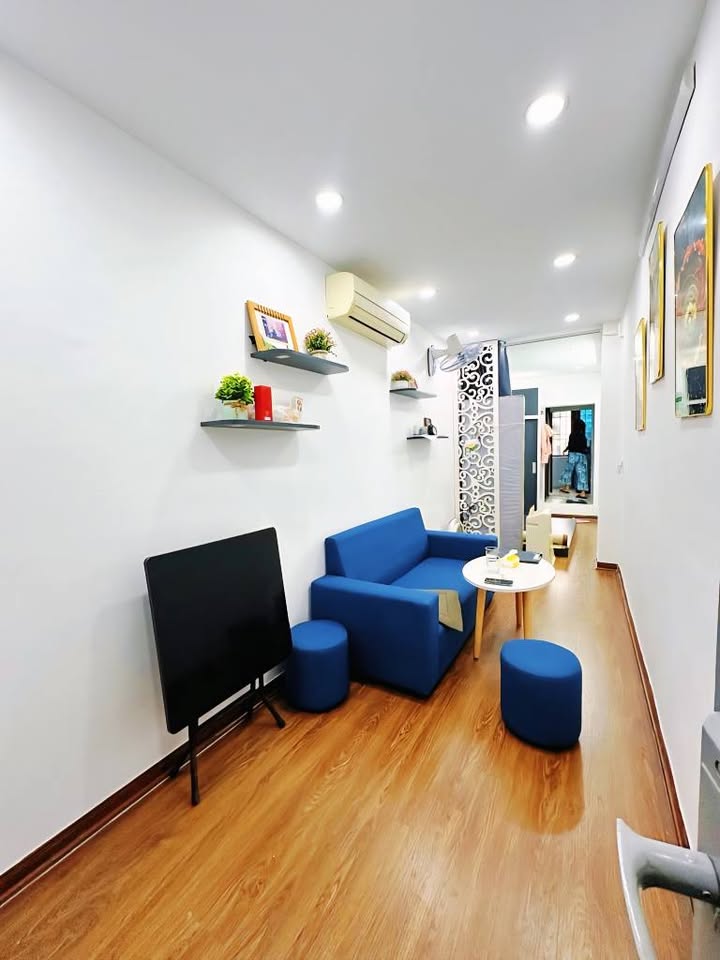 Căn hộ tập thể Thanh Xuân Bắc 25m² giá 2 tỷ - Nội thất mới đẹp, sẵn sàng vào ở!