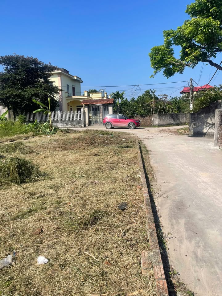 Đất nền lô góc 2 mặt tiền Đoan Bái, Hiệp Hòa 180m² chỉ 800 triệu - Cơ hội đầu tư tuyệt vời!