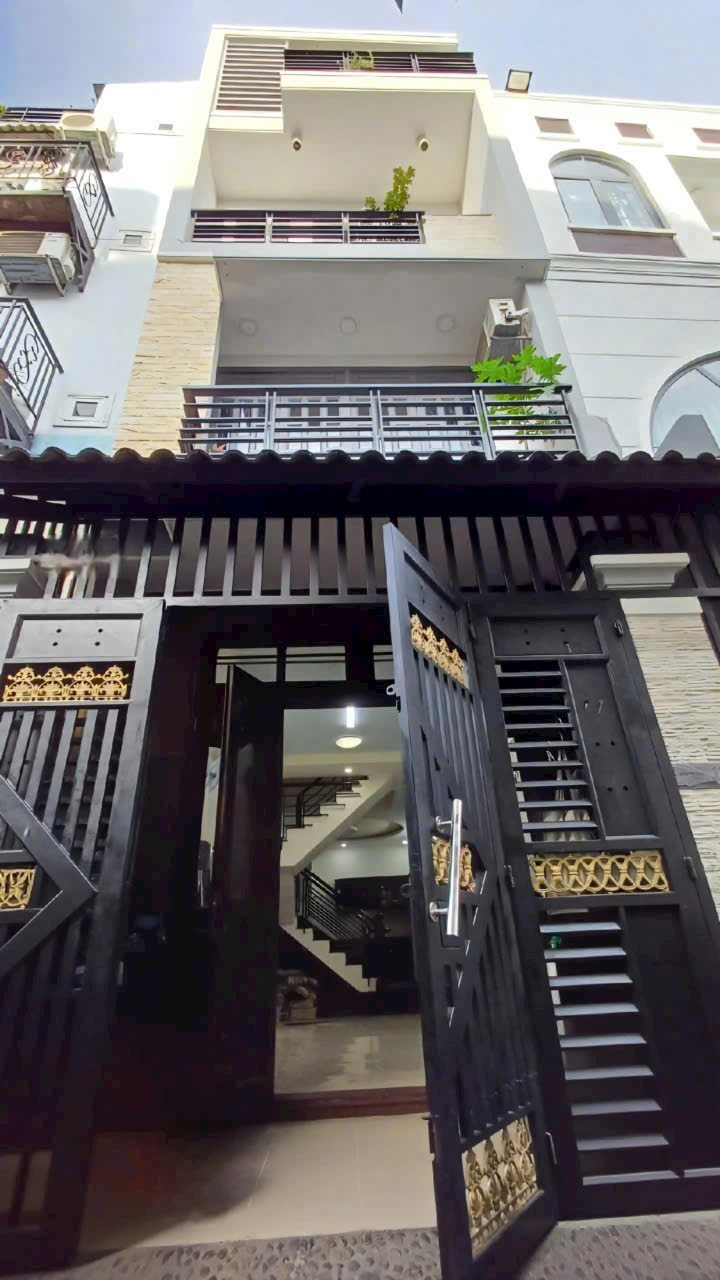 Nhà đẹp Tân Bình 56.6m² giá 9.1 tỷ - Sát sân bay, không lỗi phong thủy!