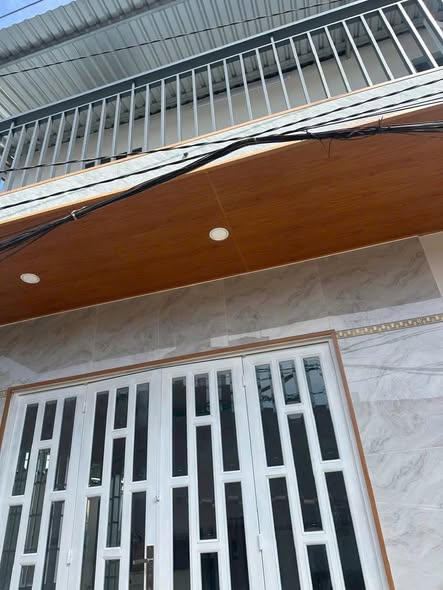 Nhà phố Bình Hưng, Bình Chánh 40m² giá 1.55 tỷ - Sổ đỏ chính chủ, hướng đẹp!