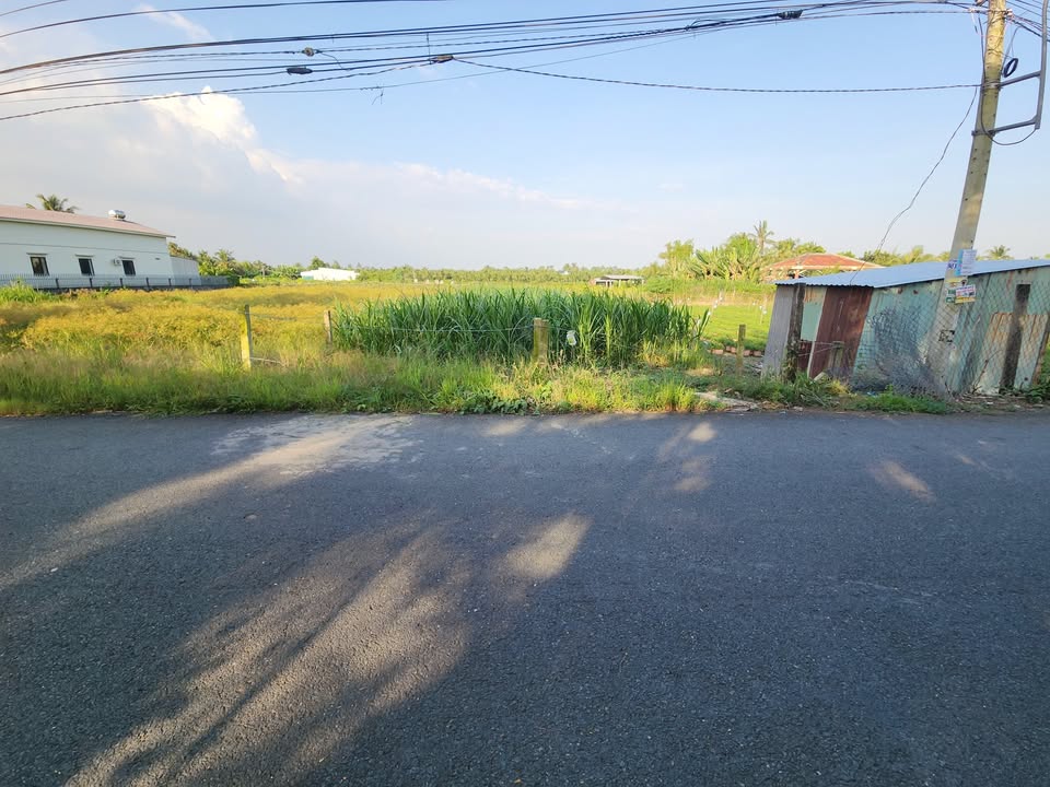 Đất nền đẹp mặt tiền Dh90E, phường Mỹ Phong, 380m² giá 2.6 tỷ - Cơ hội đầu tư hấp dẫn!