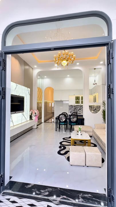 Nhà phố trung tâm Phường 4, TP. Mỹ Tho 100m² - Sổ hồng đầy đủ, giá thỏa thuận!