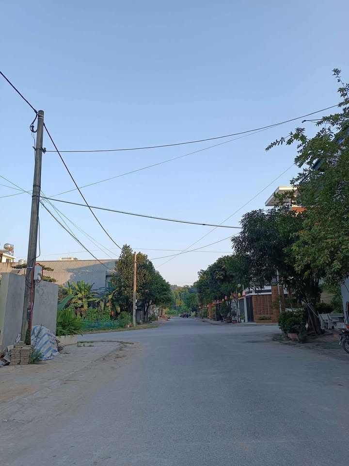 Đất liền kề khu TĐC 6.2ha đường Âu Cơ 200m² giá 6 tỷ - Cơ hội đầu tư tuyệt vời!