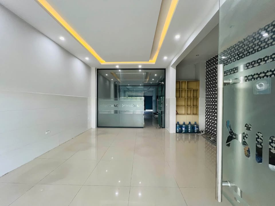 Shophouse 4 tầng mặt tiền đường Nại Nam Đà Nẵng 150m² - Thích hợp làm văn phòng, trung tâm dạy học!