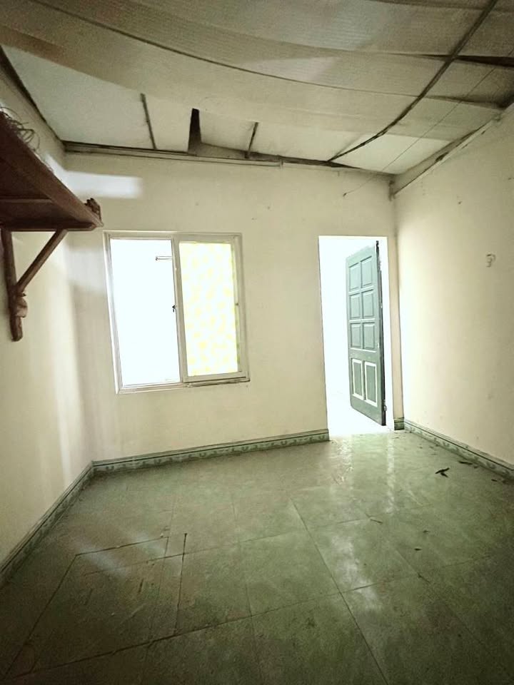 Đất vàng Ngọc Thụy 33m² giá 4.5 tỷ - Ô tô tránh, sổ đỏ chính chủ!