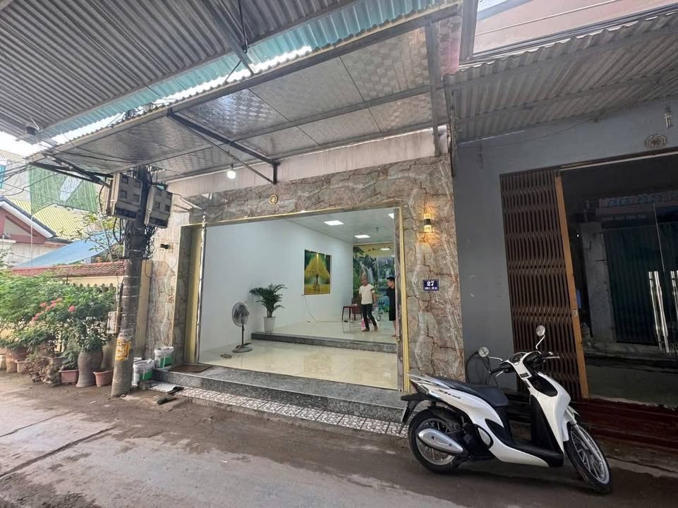 Nhà Vạn Điểm, Thường Tín 100m² giá 4.8 tỷ - Kinh doanh thuận lợi!