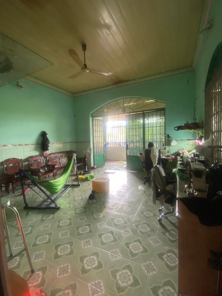 Nhà phố Hố Nai 3, Trảng Bom 140m² giá 2.35 tỷ - Mặt tiền đường kinh doanh lý tưởng!