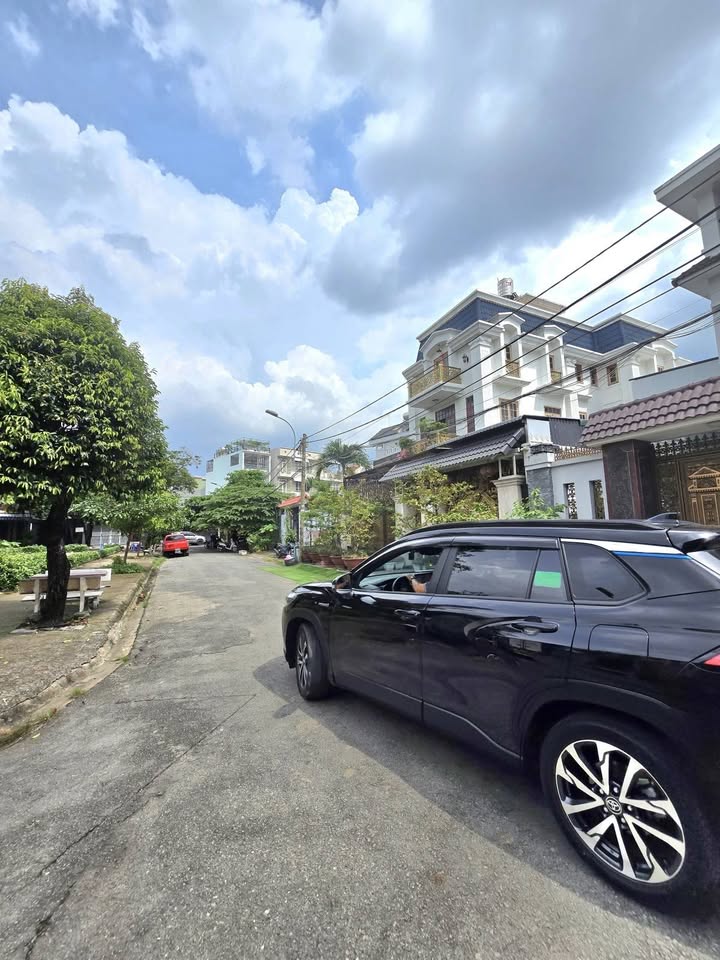 Đất nền biệt thự Linh Trung Thủ Đức 246m² giá 20.6 tỷ - Cơ hội đầu tư hiếm có!