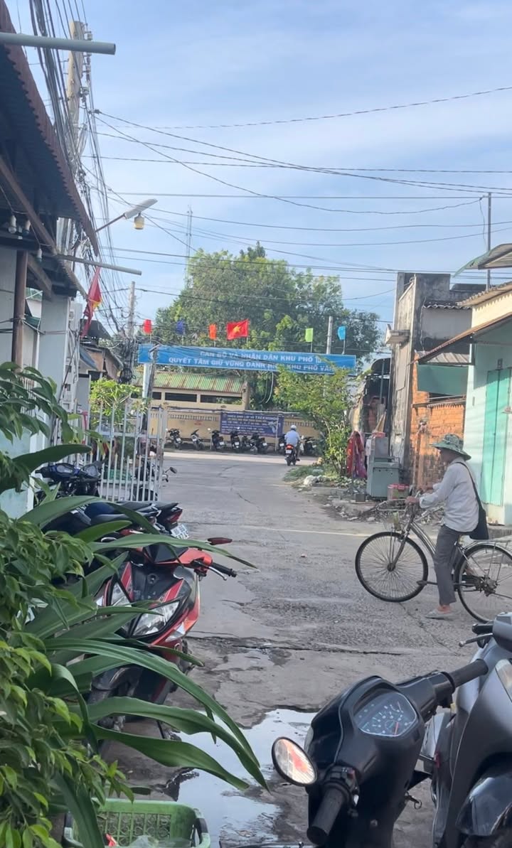 Nhà riêng Phước Lộc La Gi 63m² giá 1.2 tỷ - Gần biển và chợ!