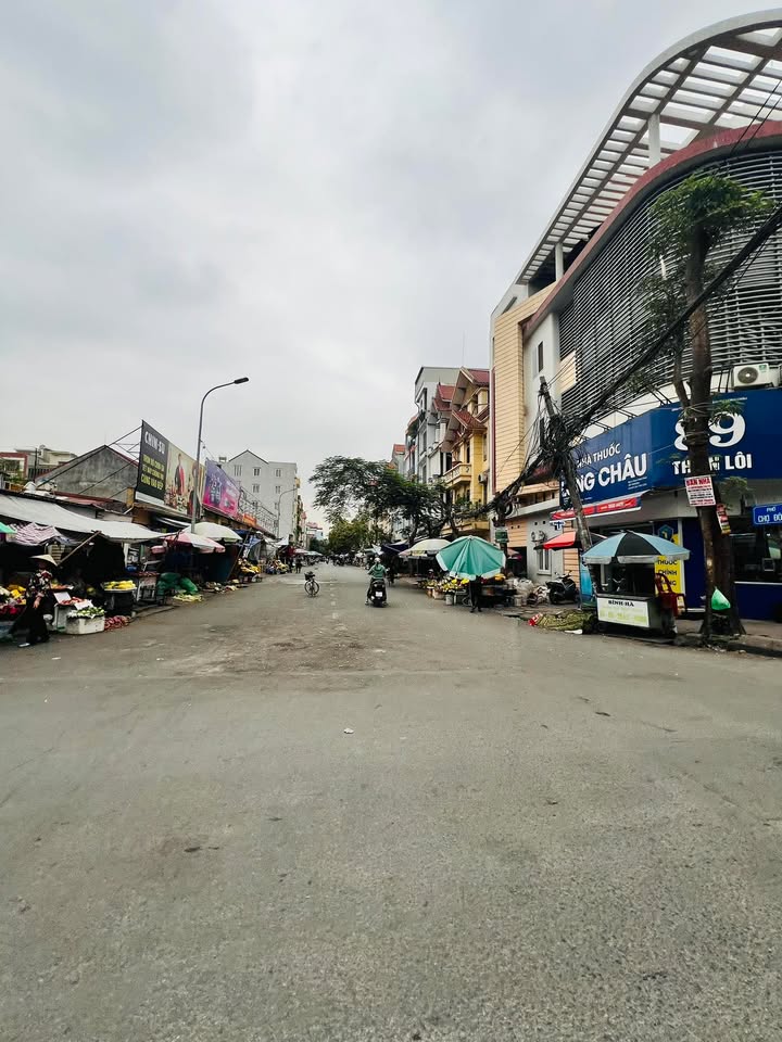 Bán FrontHouse 301m² mặt đường Chợ Con - Đầu tư sinh lời cao!