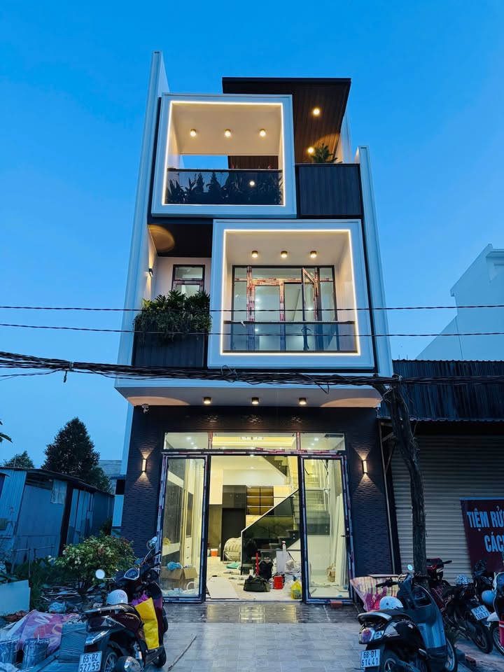 Nhà 2 tầng hiện đại 145 đường D7, Cái Răng - 6.3 tỷ, tặng nội thất cao cấp!