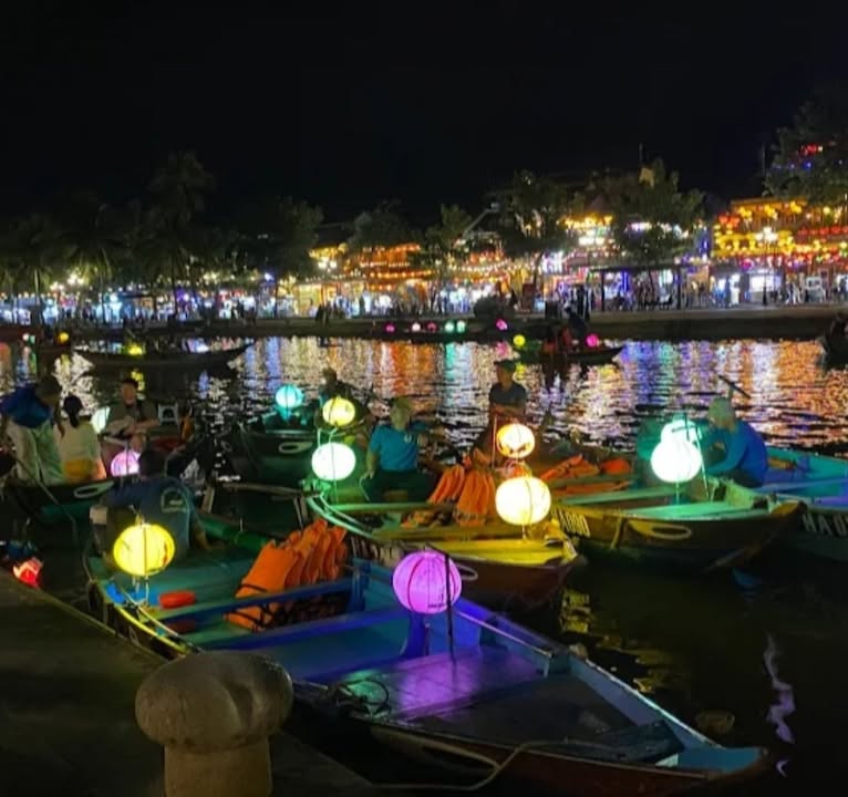 Nhà mặt phố Nguyễn Hoàng Hội An 65m² giá 9 tỷ - View sông thơ mộng, đầu tư sinh lời!