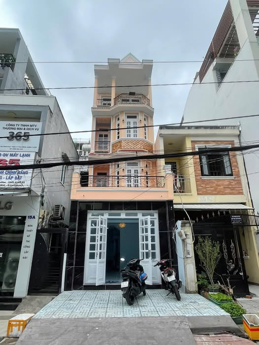 Nhà mặt tiền kinh doanh đường Phan Huy Thực, phường Tân Kiểng, quận 7 - Giá 16.5 tỷ, bớt lộc cho người thiện chí!