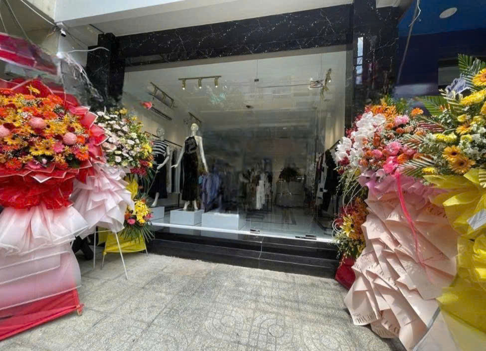 Nhà mặt tiền nguyên căn Nguyễn Hồng Đào, Tân Bình 36m² giá 35 triệu - Thiết kế sang trọng Tây Âu!