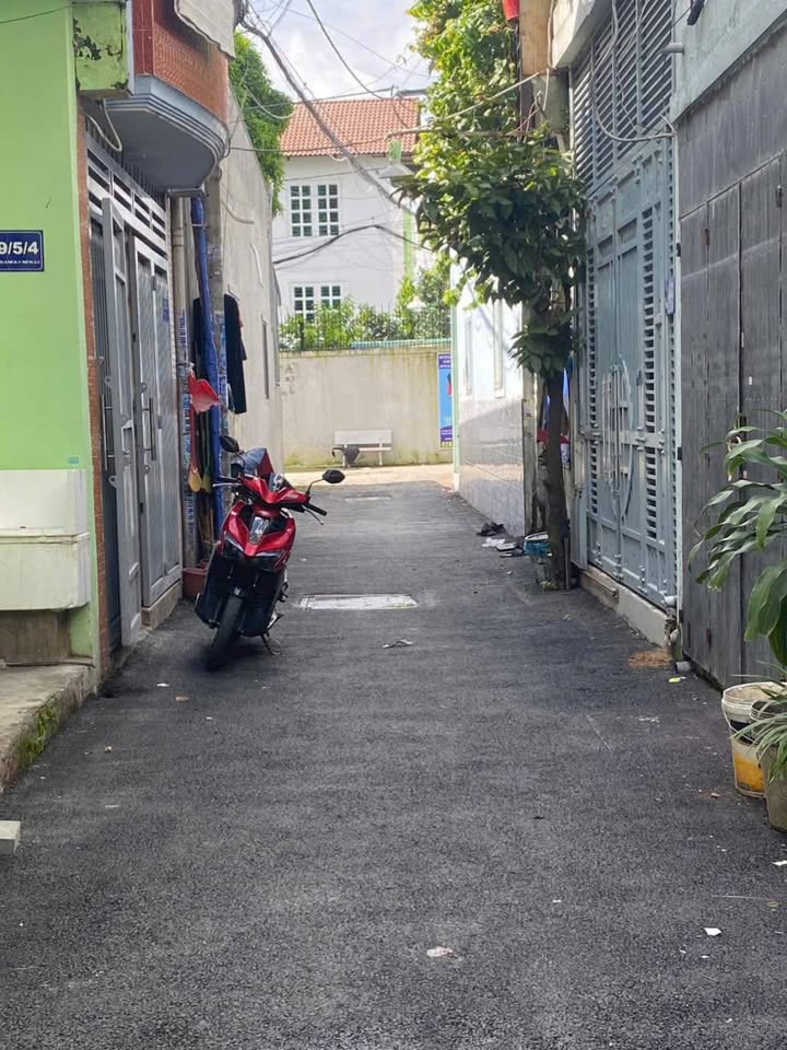 Nhà phố Thới An, Quận 12 28m² giá chỉ 2.7 tỷ - Vị trí an ninh, yên tĩnh!