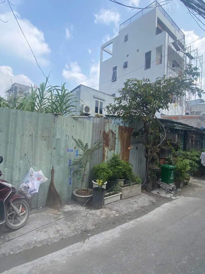 Đất hẻm xe hơi 81m² Hiệp Bình Chánh giá 4 tỷ - Cơ hội đầu tư tuyệt vời!