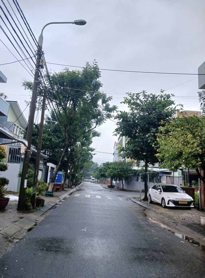 Nhà 3 tầng Tân Trà 109m² giá 6 tỷ - Cơ hội sở hữu ngay!