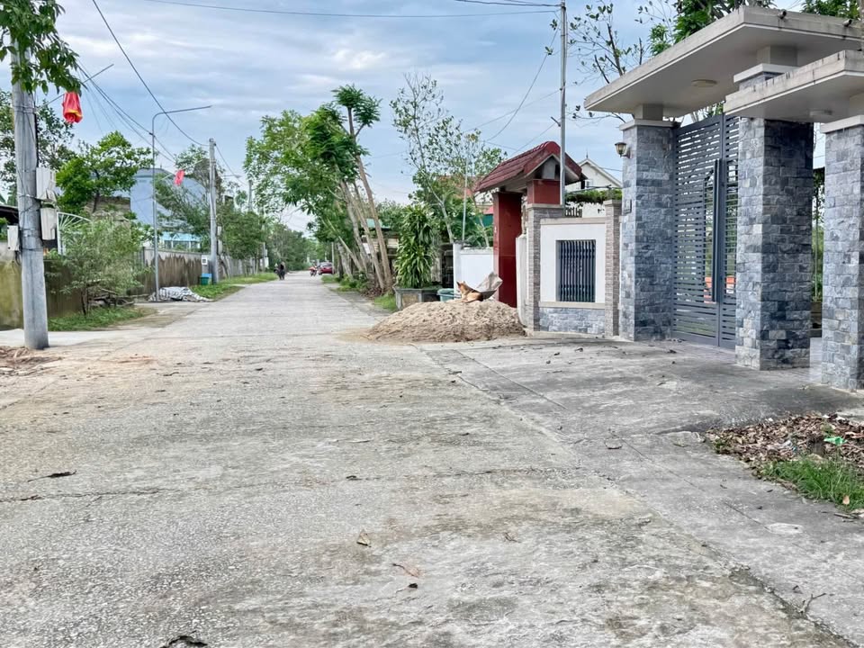 Đất mặt đường Mười Uyển Nghi Ân 100m² giá 2.75 tỷ - Cơ hội đầu tư hấp dẫn!