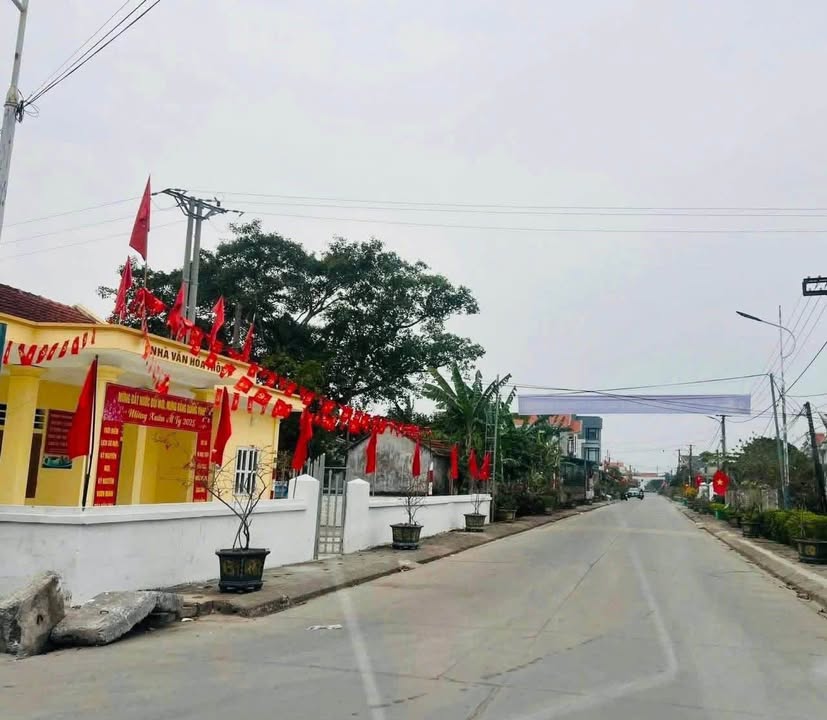 Đất thổ cư thôn 2 Hải Xuân, Móng Cái 100m² giá chỉ 900 triệu - Sổ hồng chính chủ!