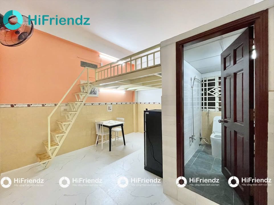 Nhà Duplex cho thuê tại Cách Mạng Tháng 8, Q10 - Full nội thất, thoáng mát!