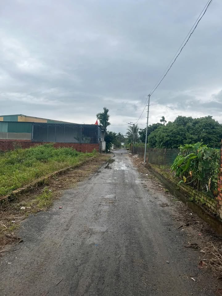 Đất nền Ea Ô 540m² giá 600 triệu - Sổ đỏ chính chủ, cơ hội đầu tư tốt!