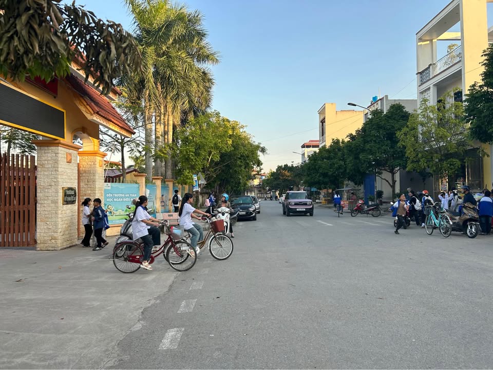 Nhà mặt phố Lê Danh Phương, Hưng Hà, 90m² - Vị trí kinh doanh đắc địa!