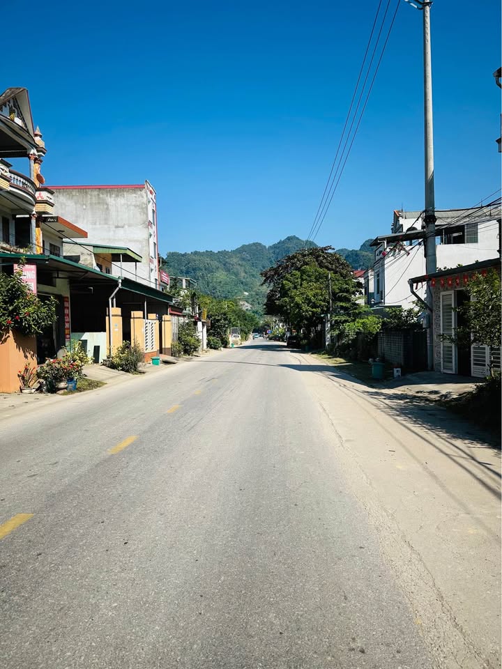 Đất nền Nông Tiến Tuyên Quang 122m² giá 2 tỷ - Vị trí kinh doanh sầm uất!