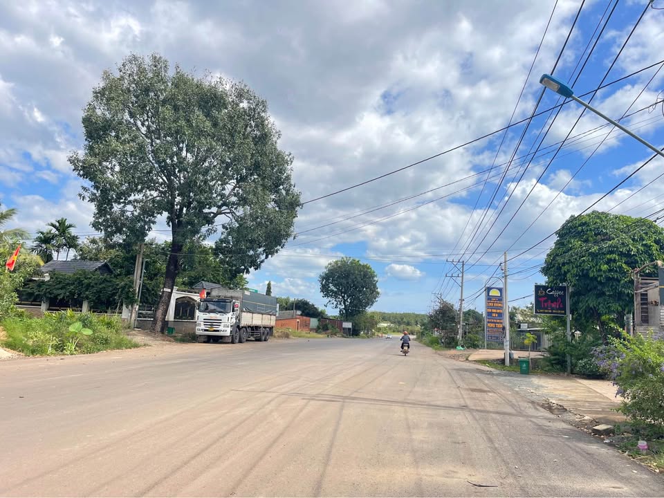 Nhà mặt tiền ĐT753, xã Tân Phước, 297m² giá 2 tỷ - Vị trí kinh doanh đắc địa!