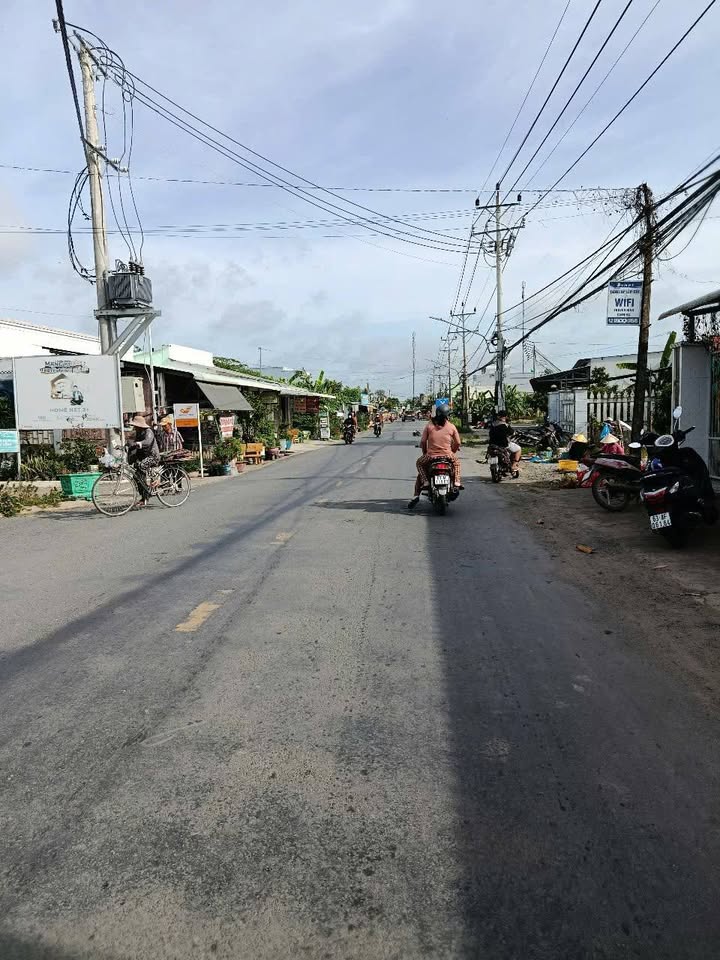 Nhà nghỉ 8 phòng mặt tiền TL 871, Tân Đông, Gò Công Đông 256m² - Đang hoạt động bình thường!