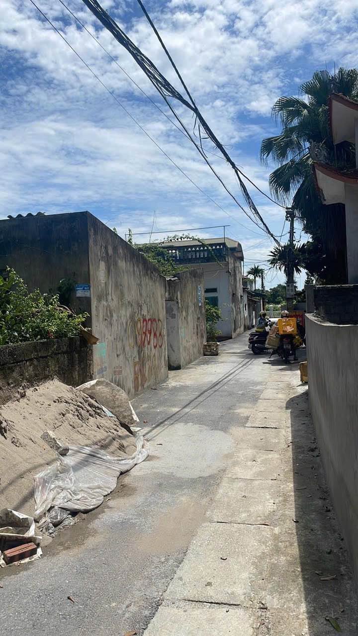 Đất thổ cư Tây Tựu, Bắc Từ Liêm 212m² giá 5 tỷ - Gần trường ĐH Công nghiệp Hà Nội 2!