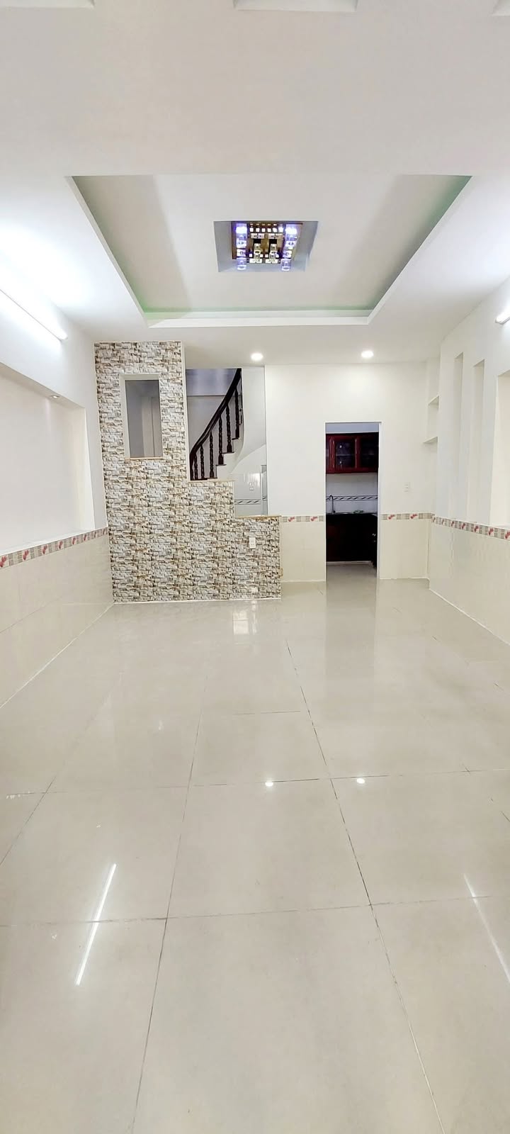 Nhà phố 3 tầng đường Ngô Chí Quốc, Thủ Đức 35m² giá 3.95 tỷ - Nở hậu tài lộc!