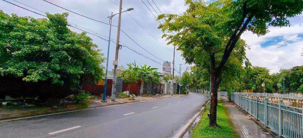 Đất thổ cư mặt tiền Kênh Tân Hóa, Tân Phú 3.315m² giá 285 tỷ - Cơ hội đầu tư tuyệt vời!