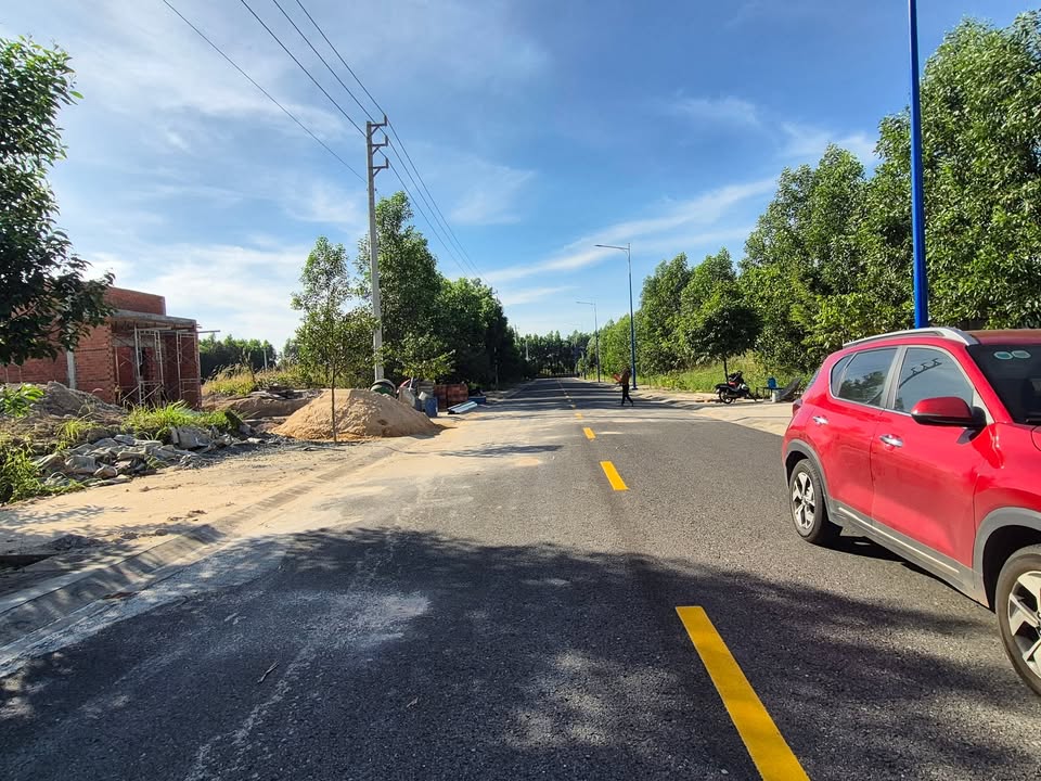 Đất nền Lộc Ninh 300m² giá thỏa thuận - Sổ đỏ chính chủ, xây dựng tự do!