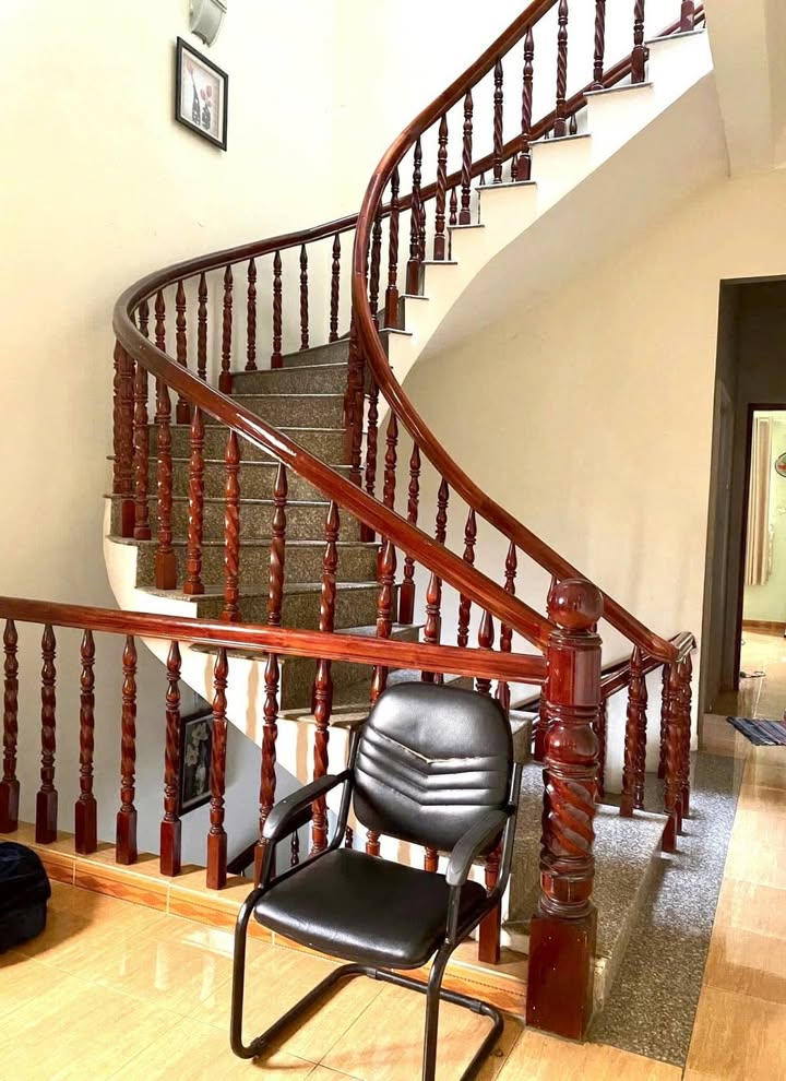 Nhà đẹp Phường Phước Bình, Thủ Đức 88m² giá 10.7 tỷ - Phù hợp ở và kinh doanh!