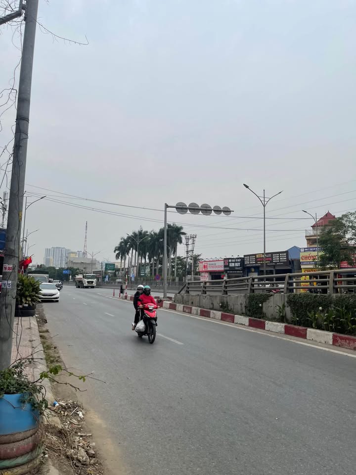 Cho thuê nhà mặt tiền đường Nguyễn Văn Linh, Hải Phòng 390m² - Giá thuê ưu đãi